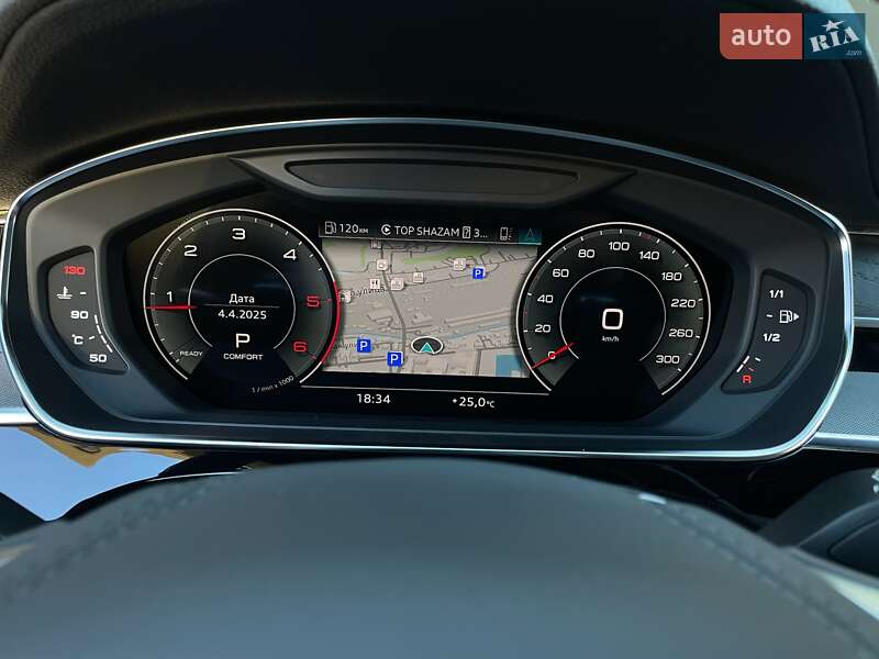 Седан Audi A8 2021 в Киеве