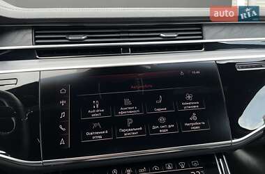Седан Audi A8 2019 в 