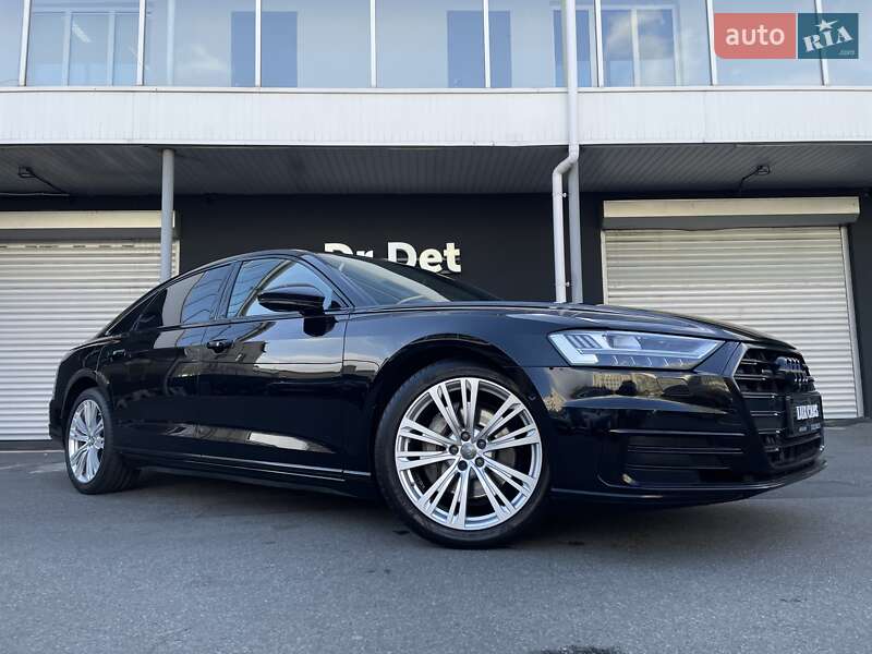 Седан Audi A8 2021 в Киеве