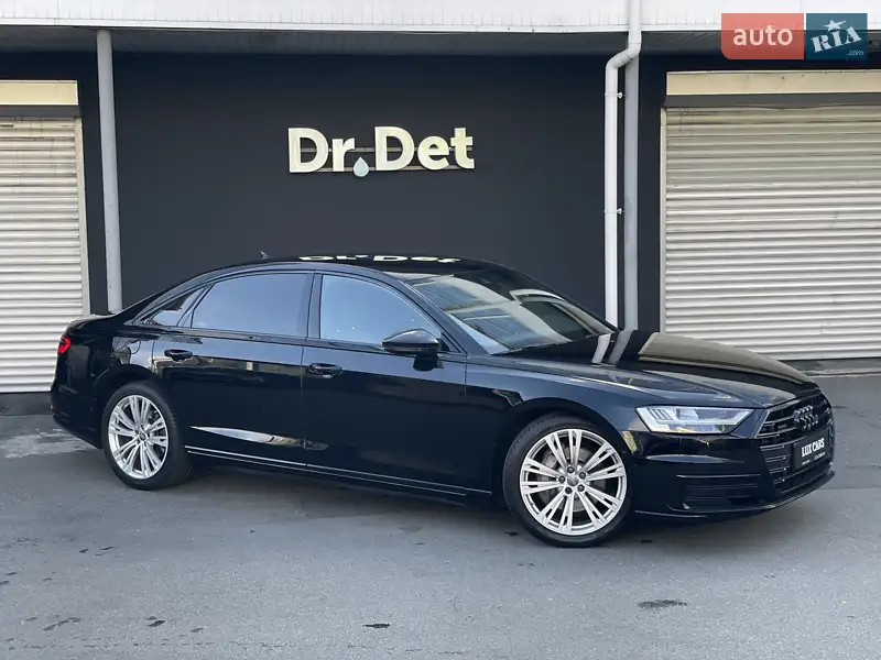 Audi A8 2021