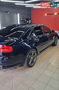 Седан Audi A8 2008 в 