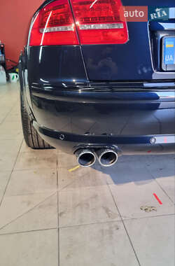 Седан Audi A8 2008 в 