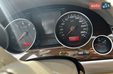 Седан Audi A8 2006 в 