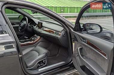 Седан Audi A8 2013 в 