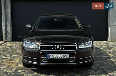 Седан Audi A8 2017 в 