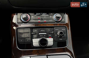 Седан Audi A8 2017 в 
