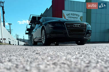Седан Audi A8 2011 в 
