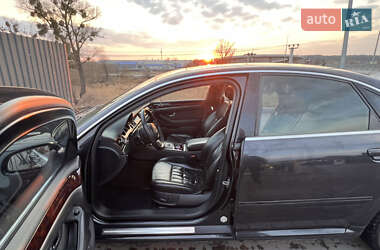 Седан Audi A8 2004 в 