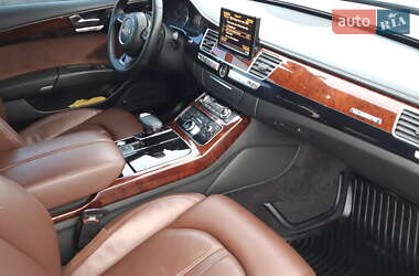 Седан Audi A8 2011 в 