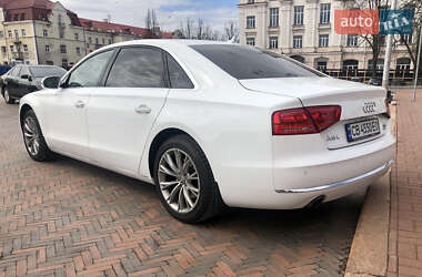 Седан Audi A8 2012 в 