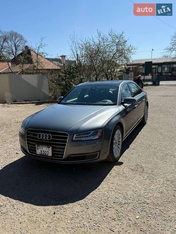 Audi A8 2016