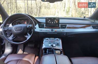 Седан Audi A8 2012 в 