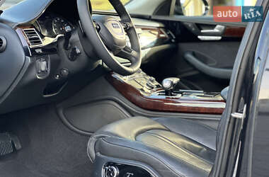 Седан Audi A8 2014 в 