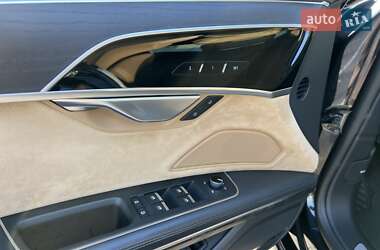Седан Audi A8 2020 в 