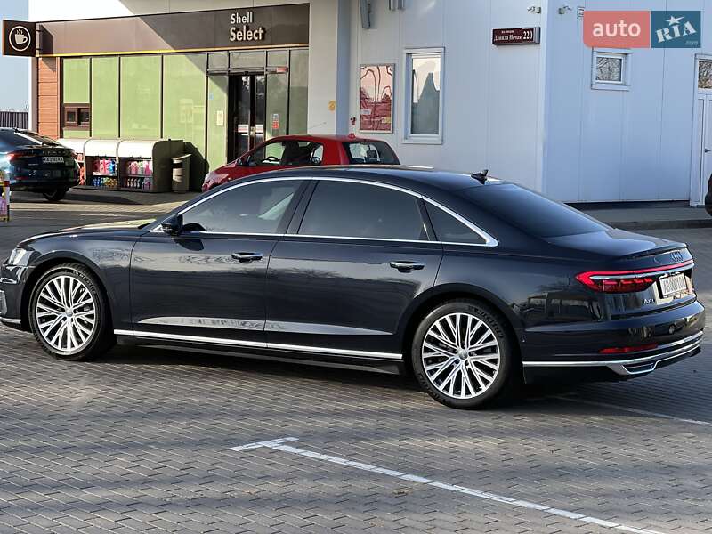 Седан Audi A8 2020 в Виннице