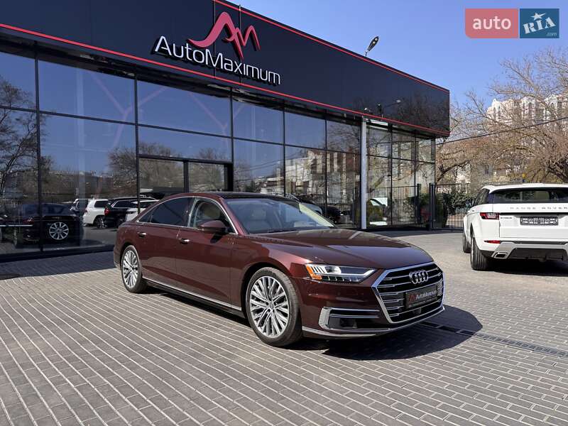 Седан Audi A8 2019 в 