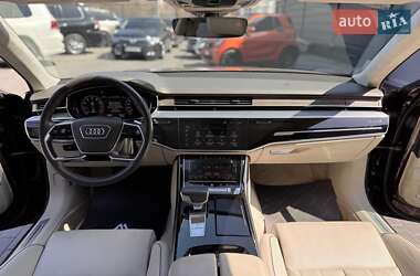 Седан Audi A8 2019 в 
