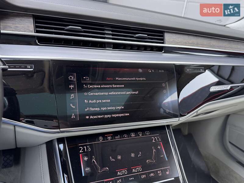 Седан Audi A8 2019 в Одессе