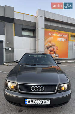 Седан Audi A8 1996 в 