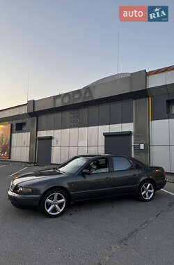 Седан Audi A8 1996 в 