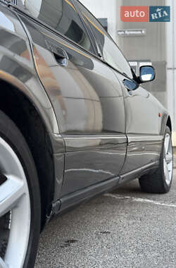 Седан Audi A8 1996 в 