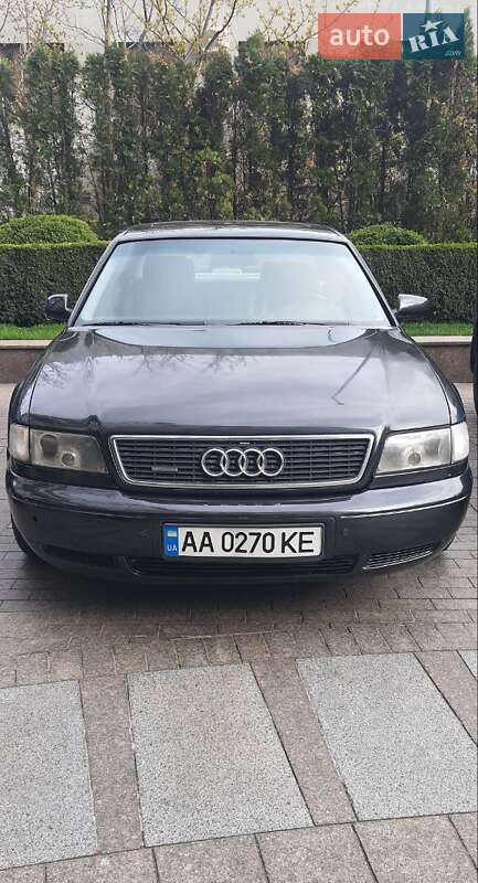 Седан Audi A8 1998 в Киеве