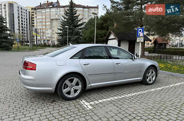 Седан Audi A8 2009 в 