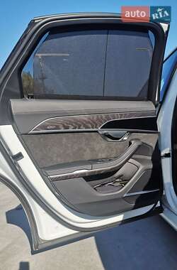 Седан Audi A8 2021 в 