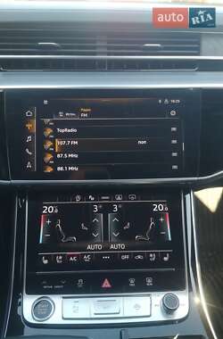Седан Audi A8 2021 в 