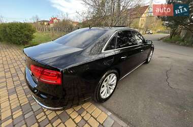 Седан Audi A8 2012 в 