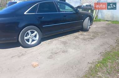 Седан Audi A8 2006 в 