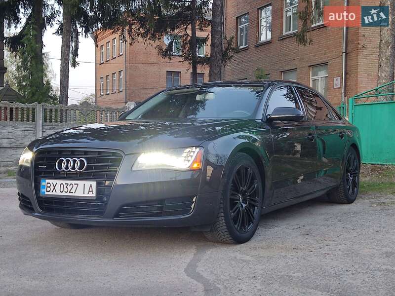 Седан Audi A8 2013 в Житомире