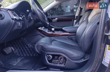 Седан Audi A8 2013 в 