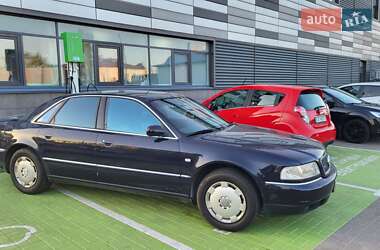Седан Audi A8 1998 в 