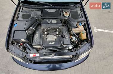 Седан Audi A8 1998 в 