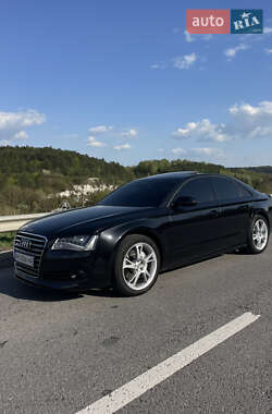 Седан Audi A8 2010 в 