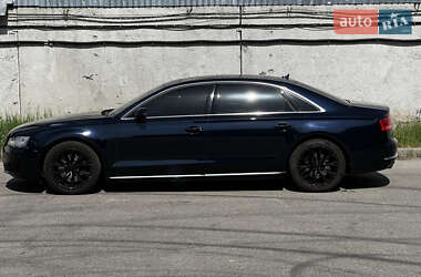 Седан Audi A8 2013 в 