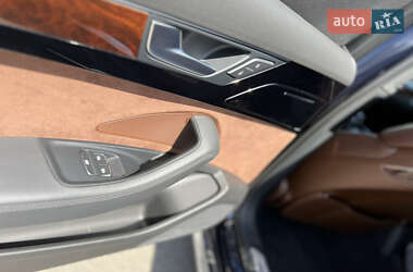 Седан Audi A8 2013 в 