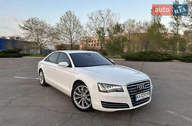 Седан Audi A8 2012 в 