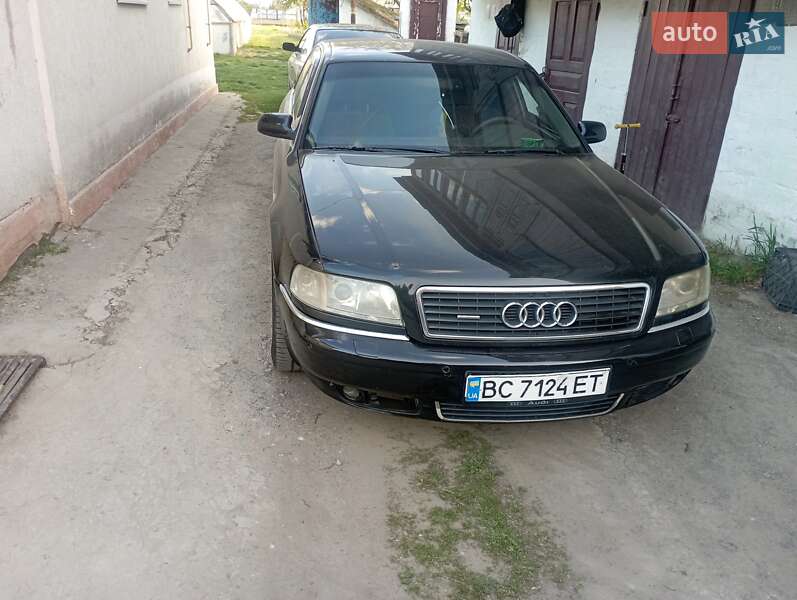 Седан Audi A8 2000 в Киеве