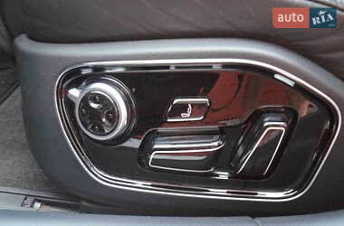 Седан Audi A8 2013 в 