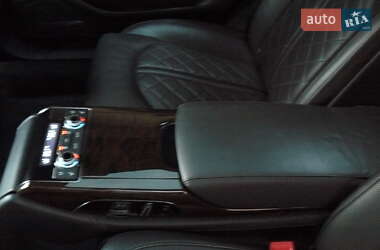 Седан Audi A8 2013 в 