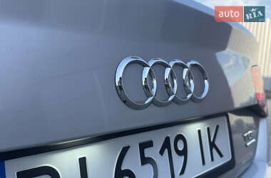 Седан Audi A8 2010 в 