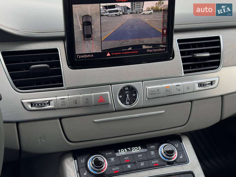 Седан Audi A8 2013 в Киеве