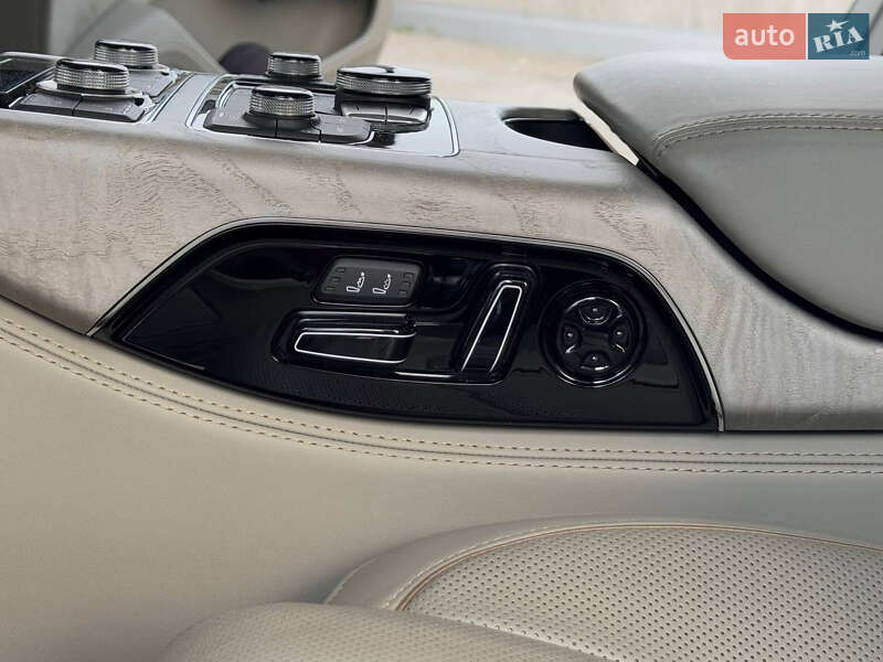 Седан Audi A8 2013 в Киеве