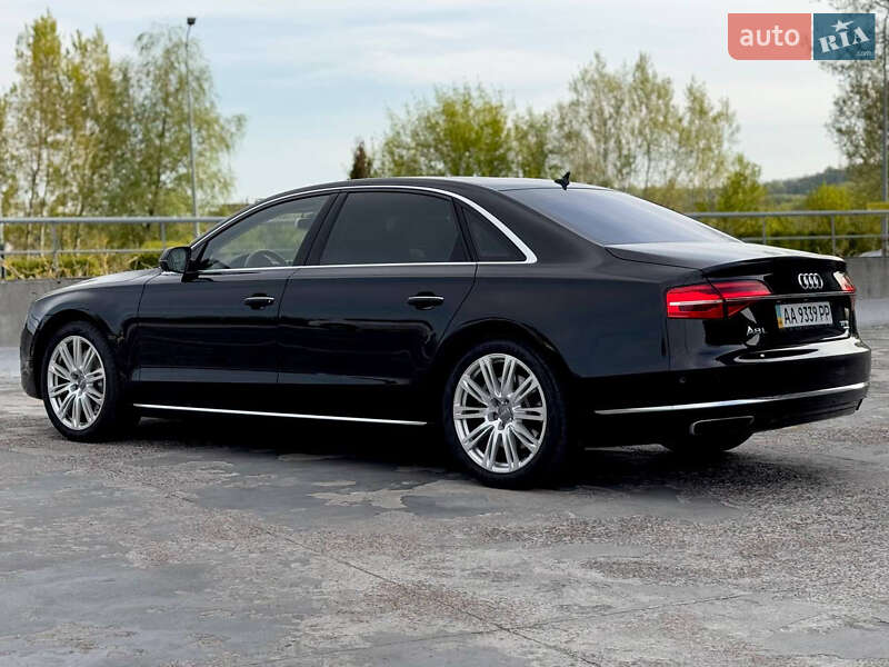 Седан Audi A8 2013 в Киеве