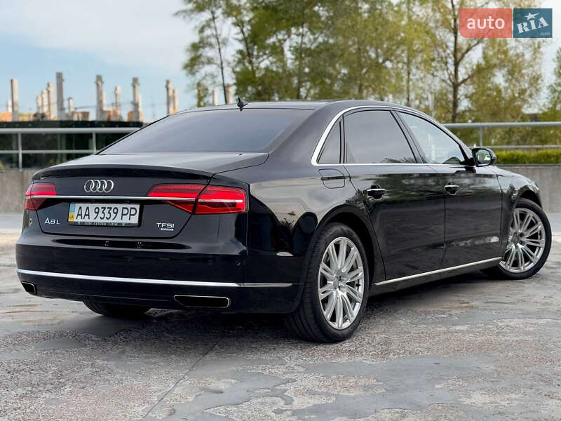 Седан Audi A8 2013 в Киеве