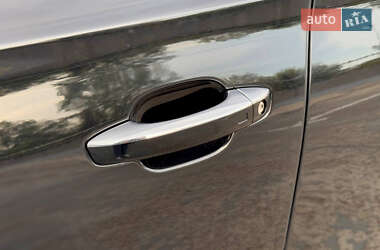 Седан Audi A8 2013 в 