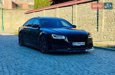 Седан Audi A8 2015 в 