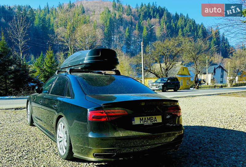Седан Audi A8 2015 в Хмельницькому